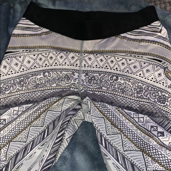 Nike dry fit leggings - Picture 2 of 5